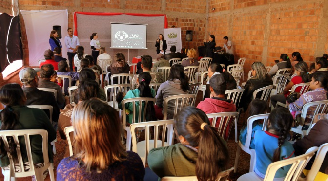 IndÃgenas da Capital aprendem sobre reciclagem e destinação do lixo